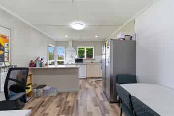 78 North Road, Prestonville