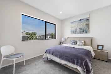 15 Whakairo Crescent, Gulf Harbour