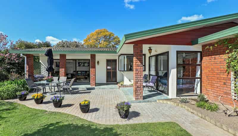 9 Matthews Place, Taradale