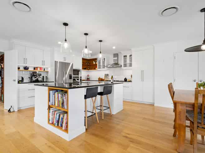 1/1080 Kaipaki Road, Cambridge