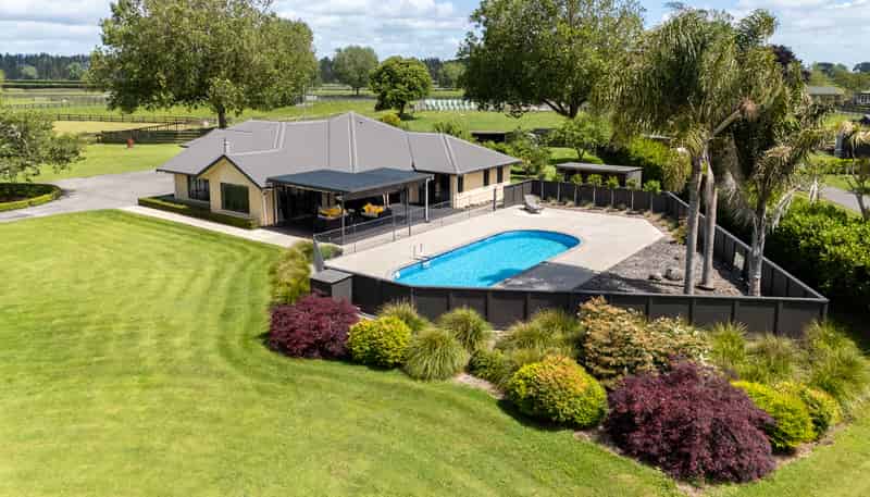 1/1080 Kaipaki Road, Cambridge