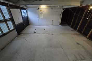 City fringe office and workshop space