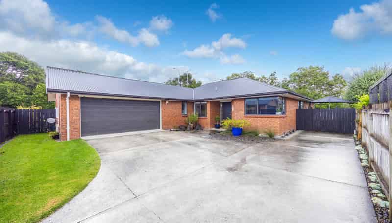 42 Nielsen Gardens, Rototuna