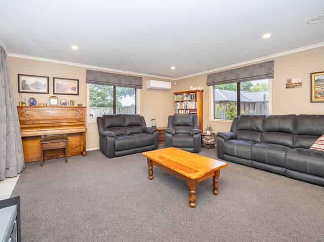 42 Nielsen Gardens, Rototuna