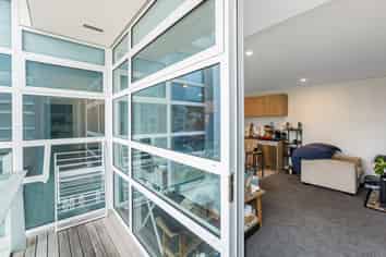 E1105/160 Victoria Street, Te Aro