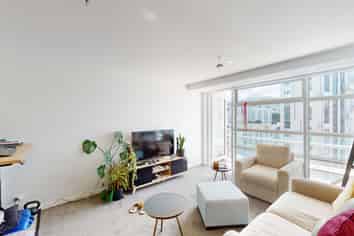 E1105/160 Victoria Street, Te Aro