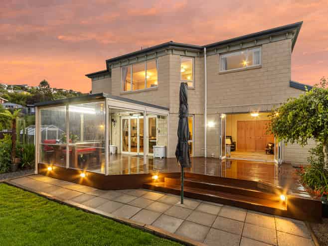 137 Centaurus Road, Saint Martins