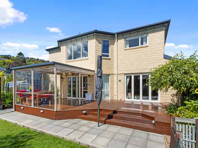 137 Centaurus Road, Saint Martins