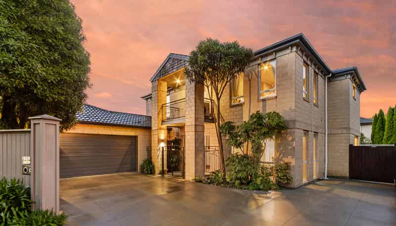 137 Centaurus Road, Saint Martins