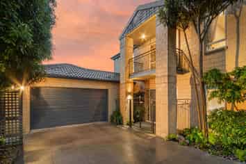 137 Centaurus Road, Saint Martins