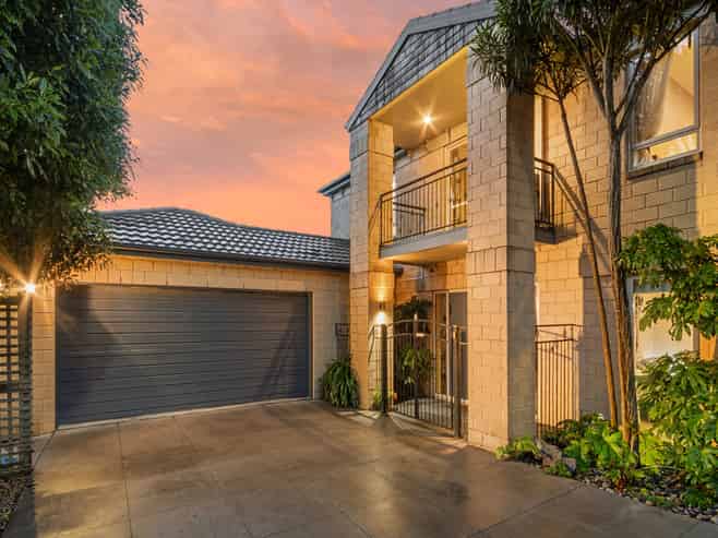 137 Centaurus Road, Saint Martins