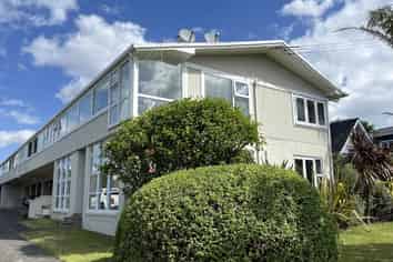 1/11 Sanders Avenue, Takapuna