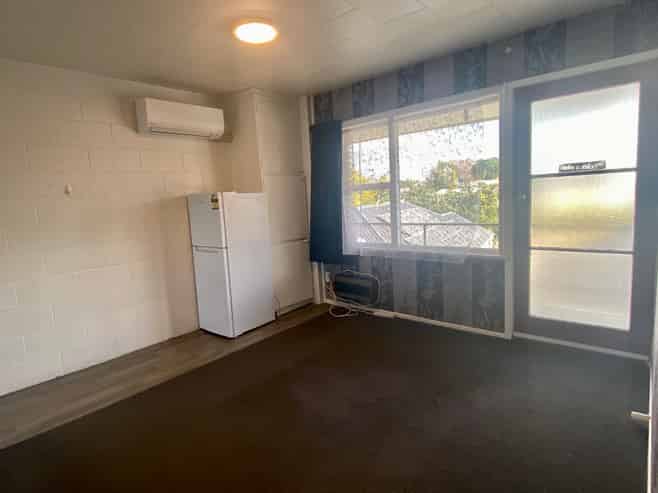 4/651 Grey Street, Hamilton East