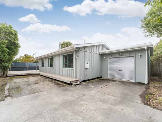 9 Duke Street, Feilding