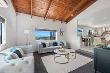 9A Stephen Lysnar Place, Hillsborough