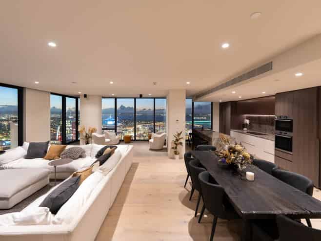 5203/10 Commerce Street, Auckland Central