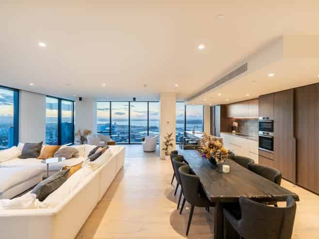 5203/10 Commerce Street, Auckland Central