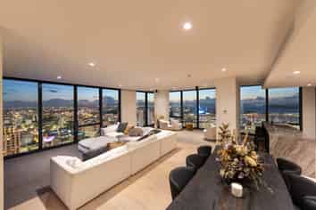 5203/10 Commerce Street, Auckland Central