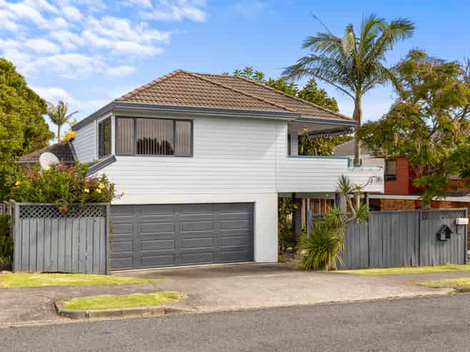 1/43 Devon Road, Bucklands Beach