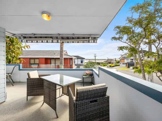 1/43 Devon Road, Bucklands Beach