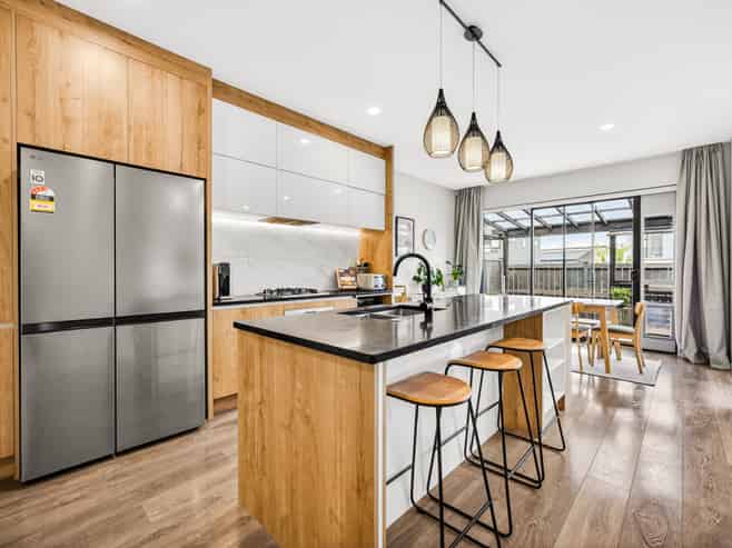 117 Waekahu Road, Westgate