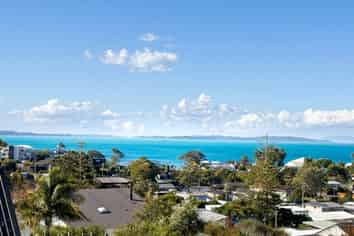 24 Surf Road, Stanmore Bay