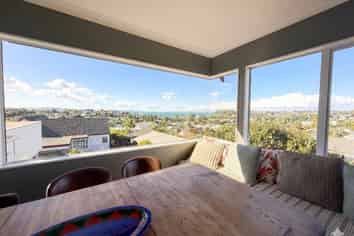 24 Surf Road, Stanmore Bay