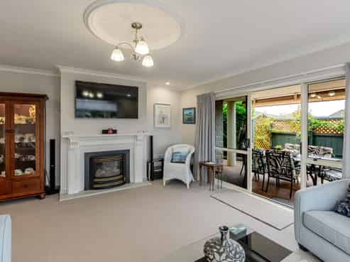 91 Realm Drive, Paraparaumu