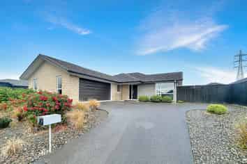 9 Mediterranean Grove, Fitzherbert