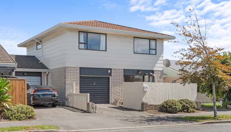 2/41 Picton Avenue, Riccarton