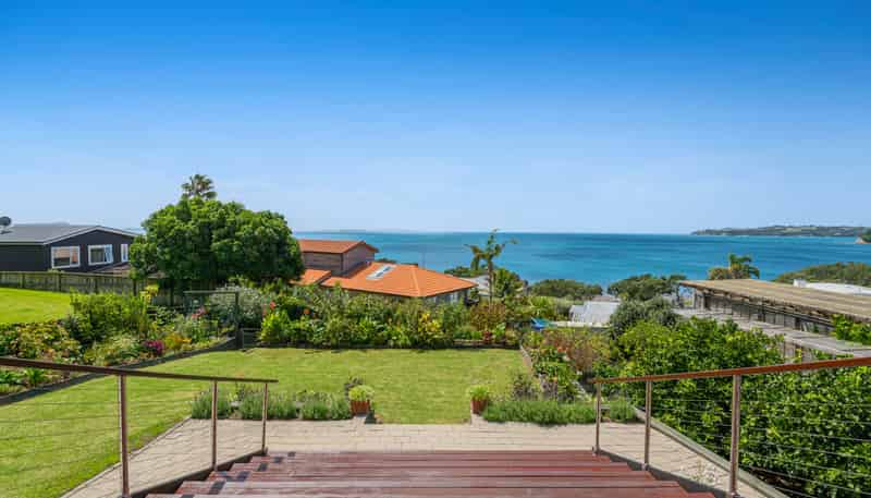 192 Vipond Road, Stanmore Bay