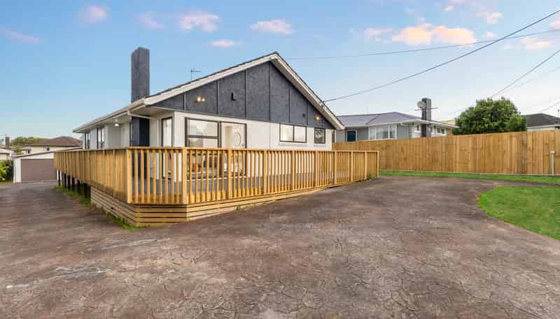 36 Barrys Road, Glendene