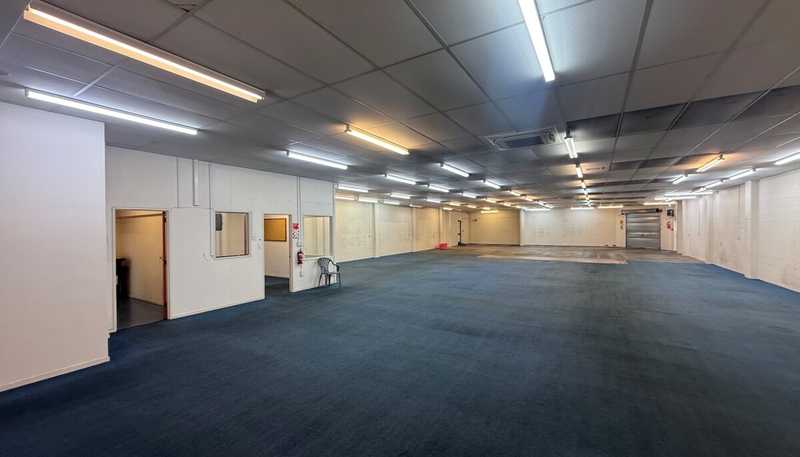 309  Avenue Road East, Hastings