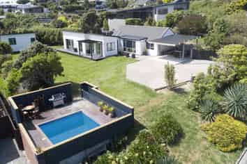 147 Soleares Avenue, Mount Pleasant