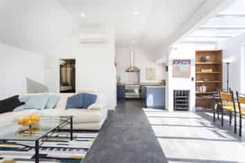 147 Soleares Avenue, Mount Pleasant