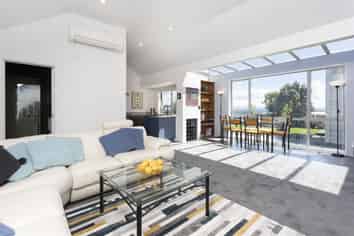 147 Soleares Avenue, Mount Pleasant