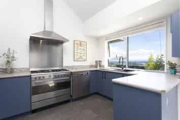 147 Soleares Avenue, Mount Pleasant