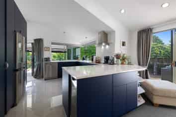 33A Clydesdale Avenue, Somerville