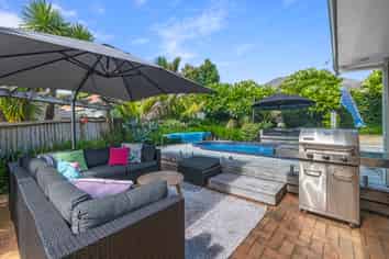 33A Clydesdale Avenue, Somerville