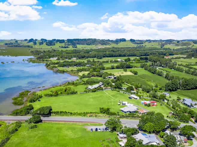 328 Omaha Flats Road, Omaha