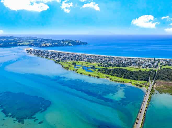 328 Omaha Flats Road, Omaha