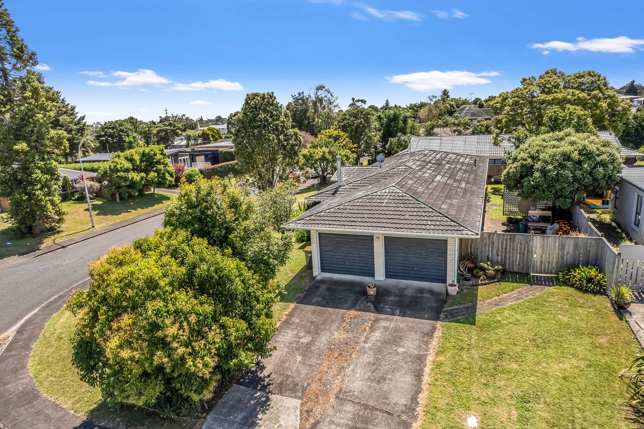 First Time on the Market in 40 Years! - Vista 3