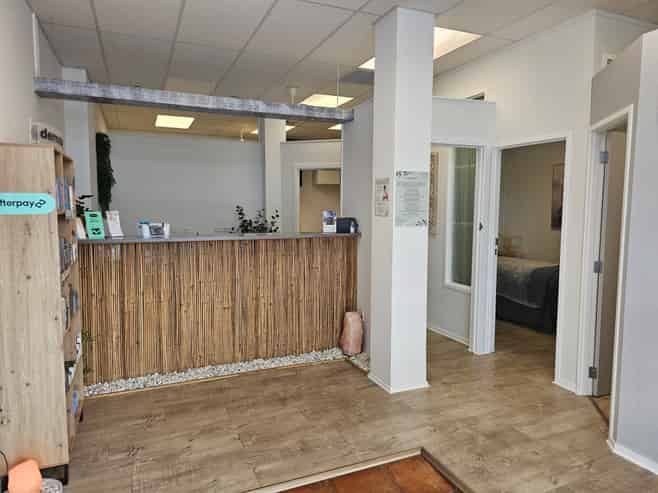 Beauty Salon or Offices for Lease