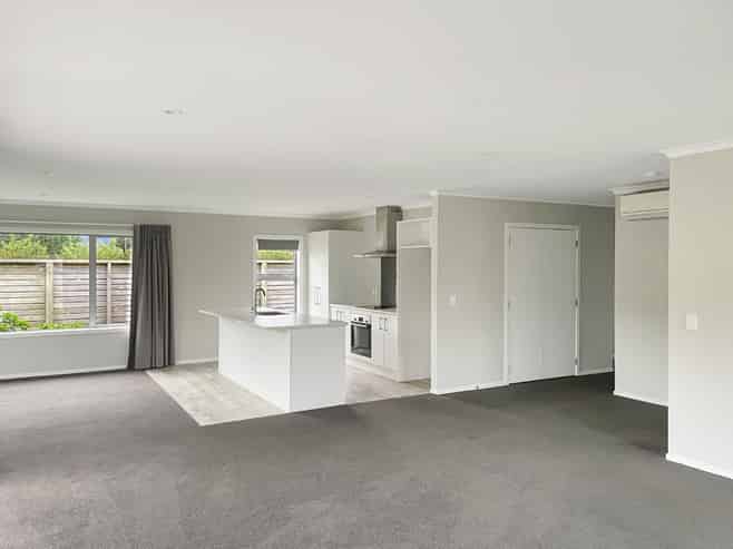 1 Grovedale Square, Wainuiomata