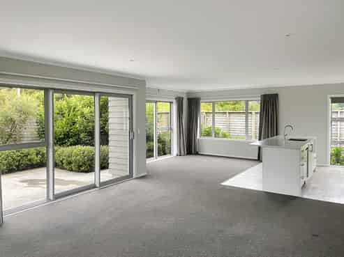 1 Grovedale Square, Wainuiomata