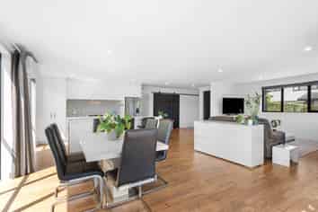 17 Te Paea Avenue, Karaka