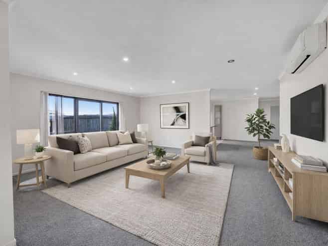 8 County Drive, Hawera