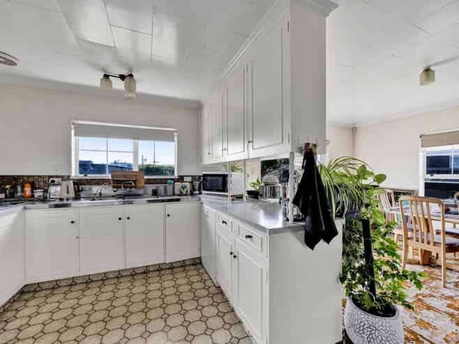 27 Kowhai Street, Hawera