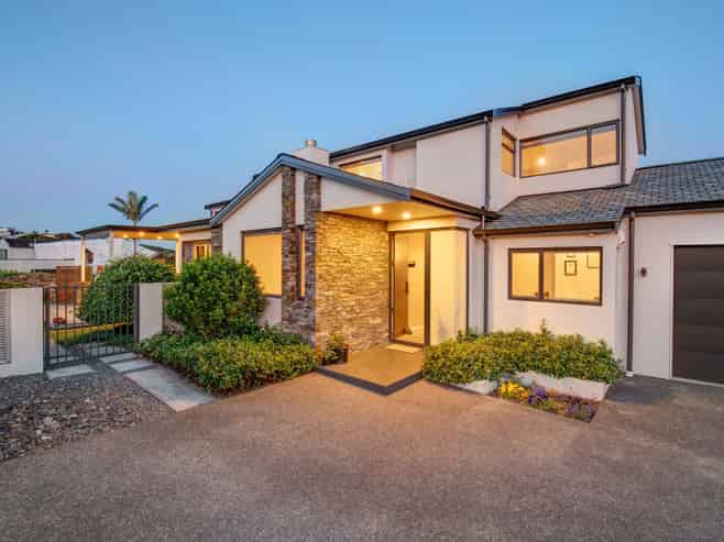 57 The Ritz, Orewa
