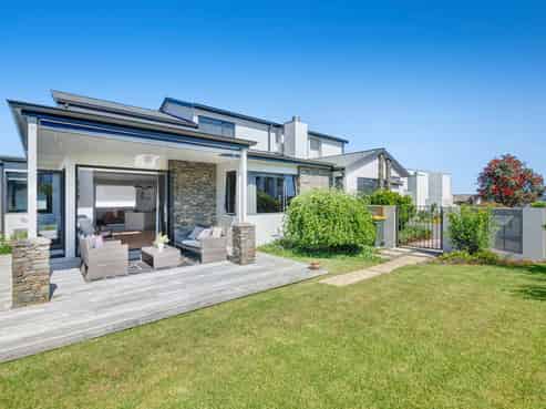57 The Ritz, Orewa